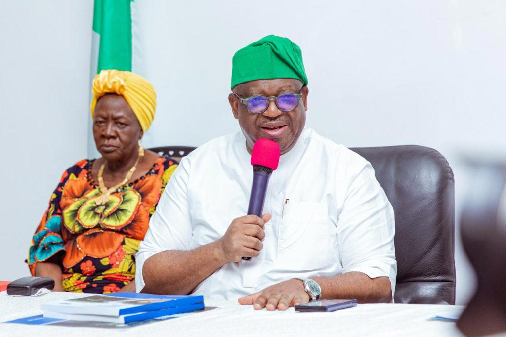 By Golok Nanmwa
JOS — Plateau State Governor, Caleb Mutfwang, has sworn in two new commissioners fo...