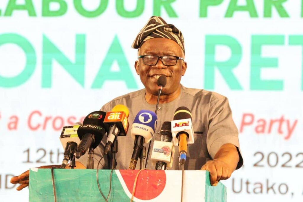 Prominent human rights advocate Femi Falana has strongly condemned the Federal and State governments...