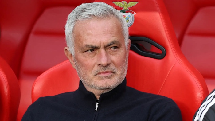 Benfica say Real Madrid must pay €15 million to appoint José Mourinho if Florentino Pérez wins Sunda...