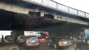The Lagos State Government on Tuesday announced a temporary closure of the Iddo Bridge in Ijora, Apa...