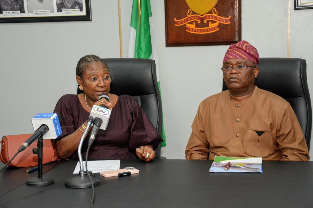 By Olasunkanmi Akoni
LAGOS — The Nigerian Railway Corporation (NRC) has formally granted the Lagos...