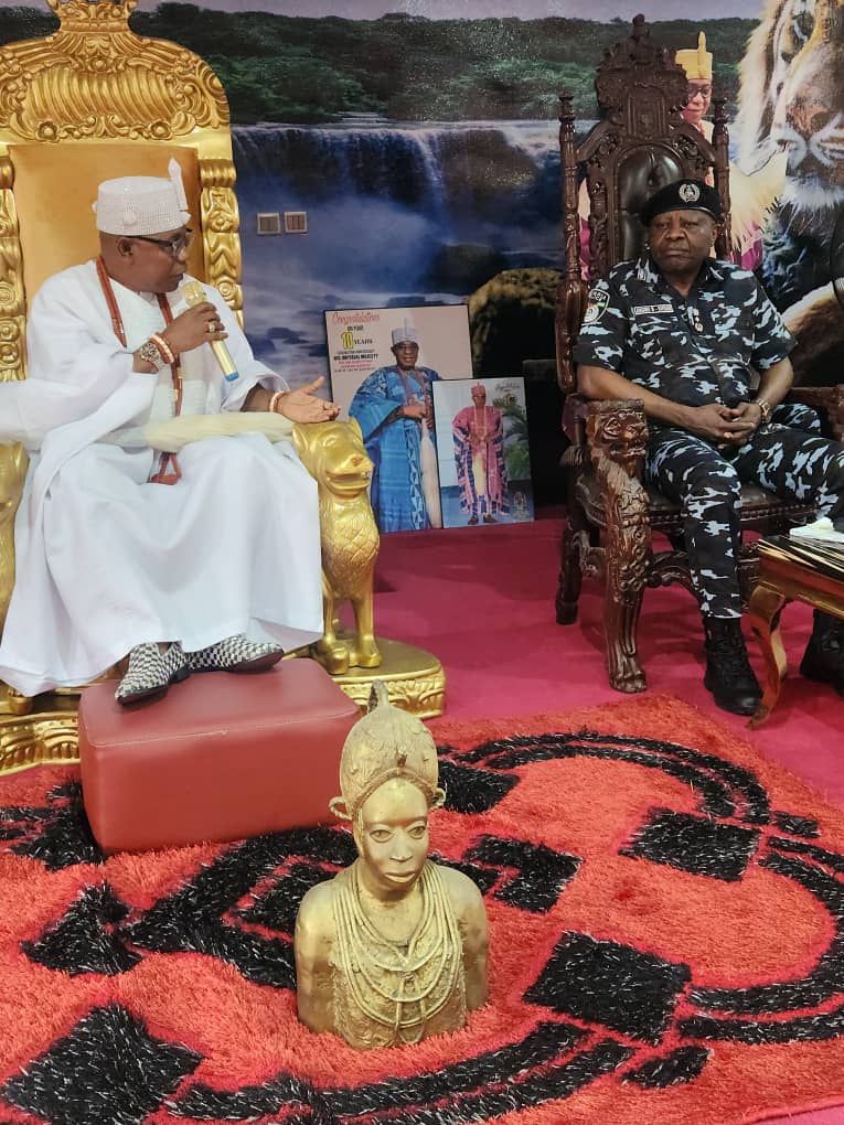 — Seeks release of kidnaped Oyo students, teachers
By Dayo Johnson Akure
The Deji of Akureland, Ob...