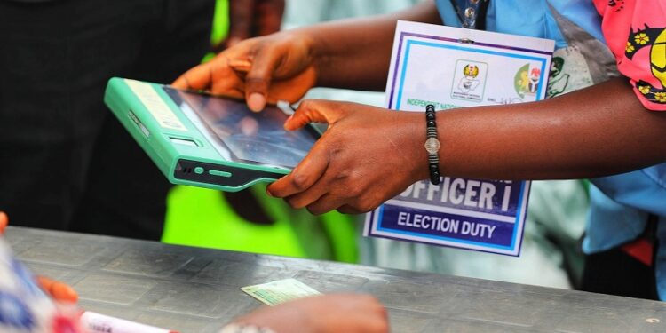 By Dennis Agbo
There was a large turnout of voters on Saturday at Iheaka Central School in Igboeze...