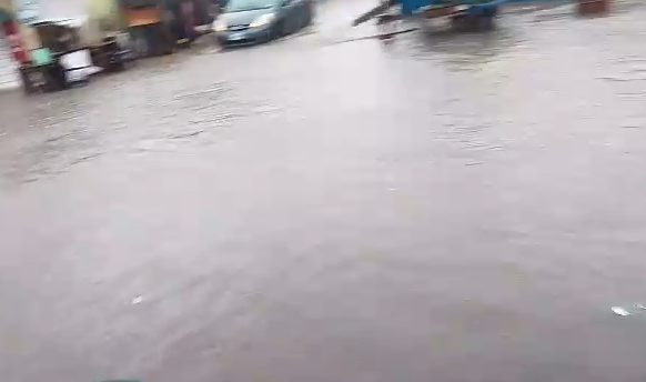 By Olasunkanmi Akoni

LAGOS — Motorists, commuters and residents were left stranded on Sunday after...
