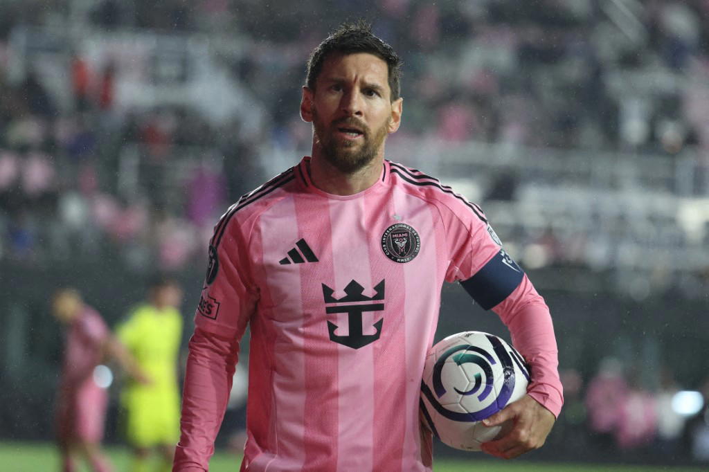 The Lionel Messi show rolls into Dallas with the Argentine maestro on the cusp of more footballing h...