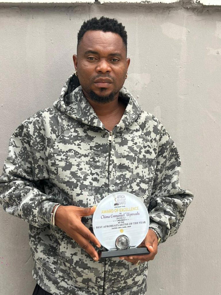 Emerging Afrobeats artiste Chima Emmanuel Ugwuadu, known professionally as Roiea, has added a new ac...