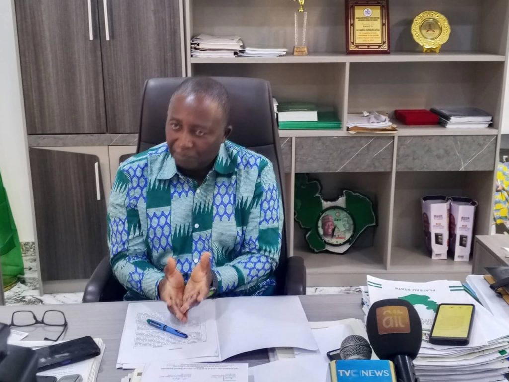 By Golok Nanmwa, Jos
The Plateau State Government says it plans to install about 5,000 surveillance...