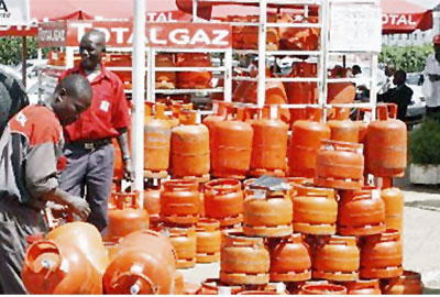 •As domestic demand outstrips supply
•Producers stick to export market
•Dealers give catalogue o...