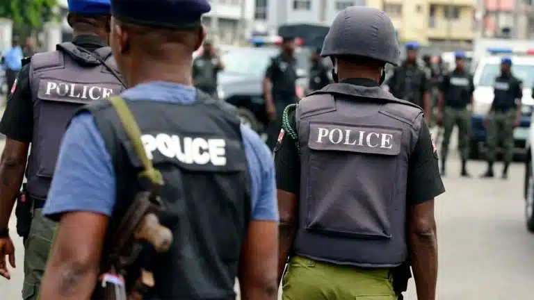Speakers of the 36 State Assemblies in Nigeria have thrown their weight behind ongoing efforts for t...