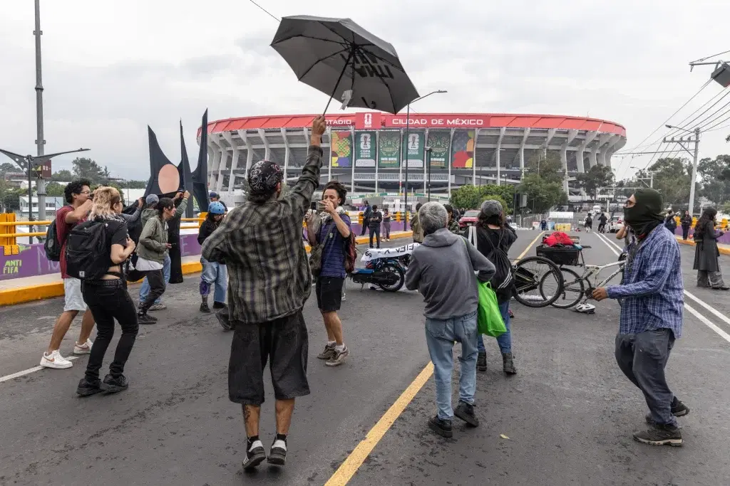 Thousands of demonstrators blocked an avenue leading to Mexico City’s Azteca Stadium on Tuesday, jus...