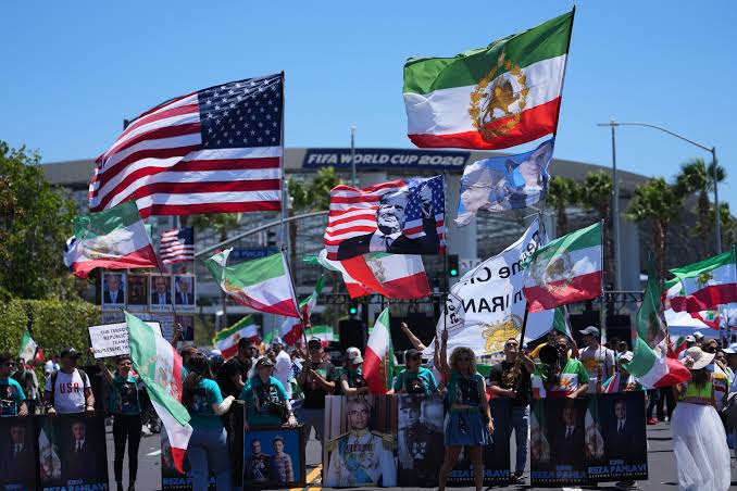 Iranian-Americans protest in Los Angeles as Iran draw 2–2 with New Zealand amid World Cup political...