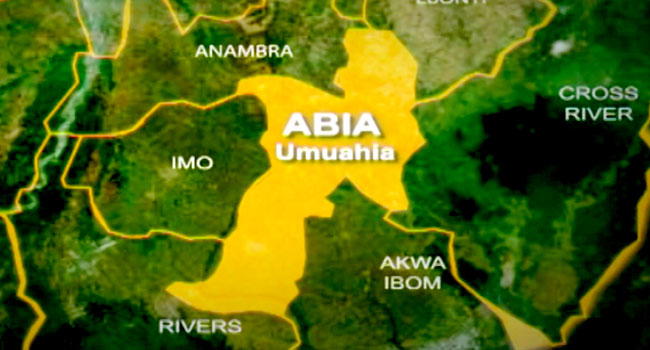 By Ugochukwu Alaribe, Umuahia
A Toyota Corolla car belonging to a chief magistrate in Umuahia, Abia...