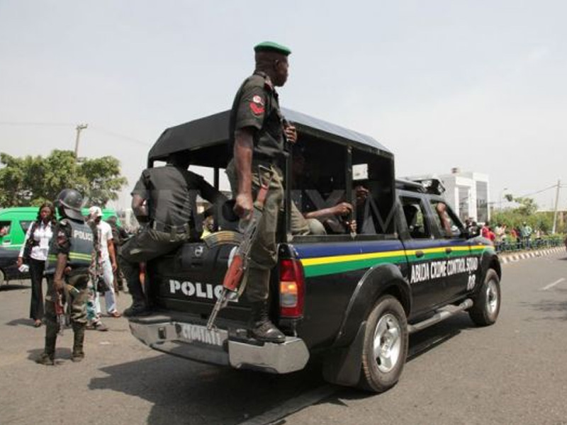 Kwara Police arrest suspected logistics supplier to bandits, recover items and uncover support netwo...