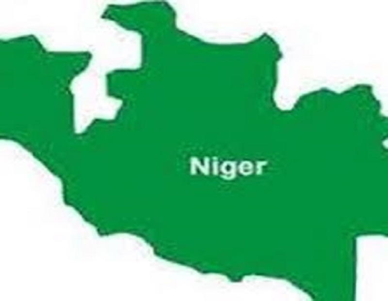 The Niger House of Assembly on Tuesday suspended its sittings indefinitely, citing “unresolved issue...