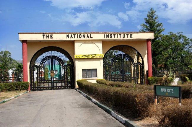 By Golok Nanmwa, Jos
Suspected gunmen on Monday night attacked the National Institute for Policy an...