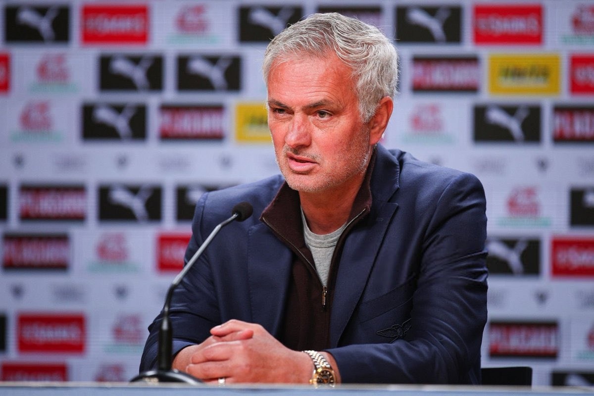 José Mourinho has rejoined Real Madrid as head coach, signing a three-year contract after leaving Be...