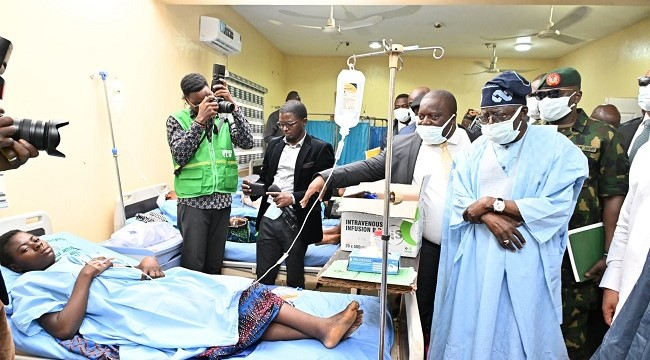 By Peter Duru
One year after 271 residents were brutally killed in the Yelewata massacre, survivors...