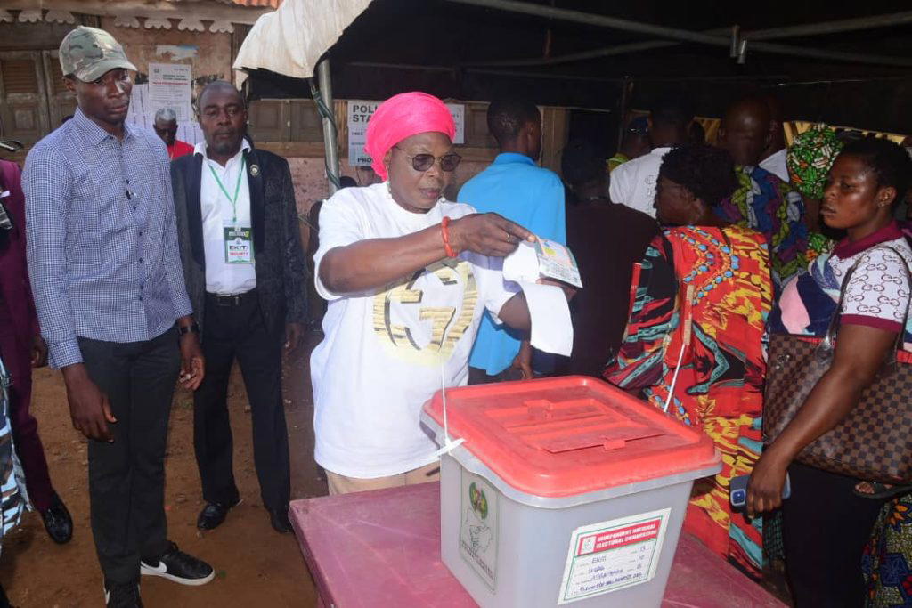 By Rotimi Ojomoyela, Ekiti
The Ekiti State Deputy Governor and the deputy governorship candidate of...