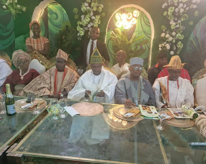 By James Ogunnaike, Abeokuta
Former Ogun State governors, Chief Olusegun Osoba and Senator Ibikunle...