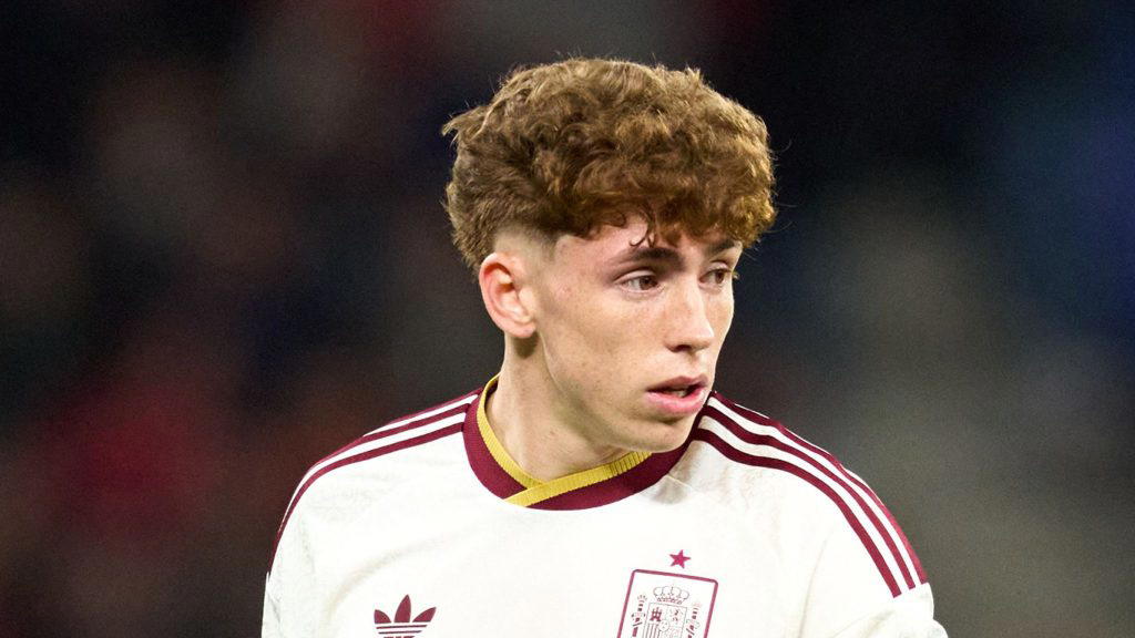 Liverpool have won the race to sign Spain forward Victor Munoz from Osasuna for a reported fee of £3...