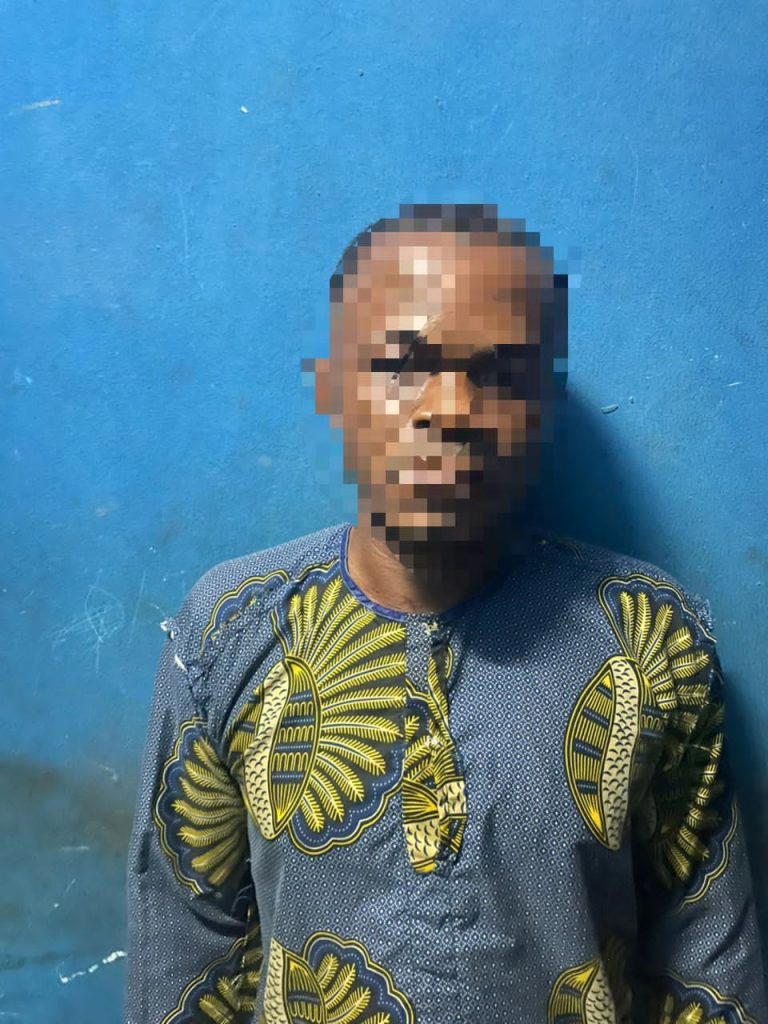 By James Ogunnaike
The Ogun State Police Command has arrested a man, identified as Johnson Elleh, f...