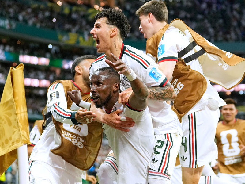 Mexico seal flawless group campaign with a commanding 3-0 win over Czech Republic to cruise into las...