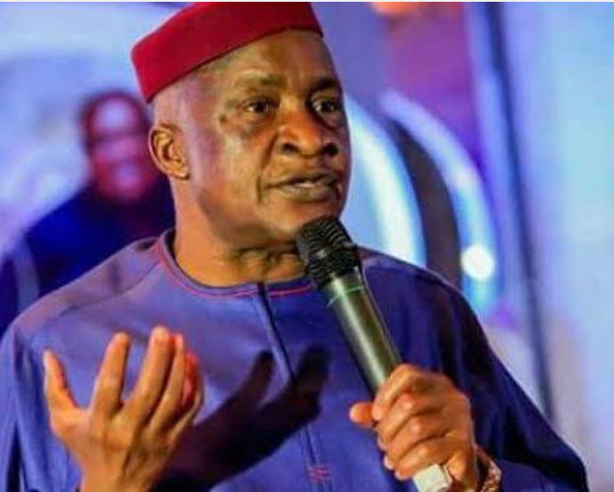 By Henry Umoru
Former governor of Imo State Achike Udenwa has given Kenneth Okonkwo an ultimatum of...