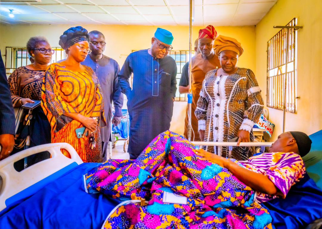 By Rotimi Ojomoyela
ADO-EKITI — Ekiti State Governor, Biodun Oyebanji, on Sunday visited victims of...