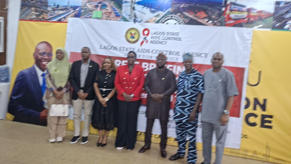 By Chioma Obinna
Lagos State Government on Thursday dismissed widespread reports that the state rec...