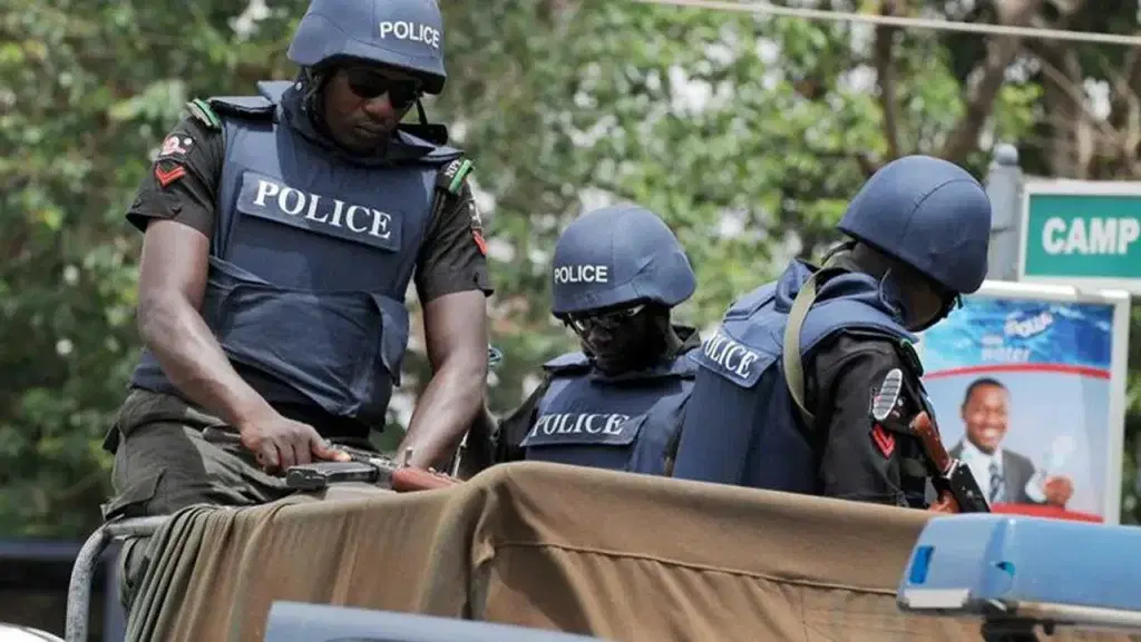 By Kingsley Omonobi
The Nigeria Police Force (NPF) has commended the Police Community Relations Com...