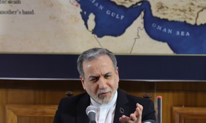  Iran rejects Oman’s Strait of Hormuz proposal, insisting strategic shipping routes must remain unde...