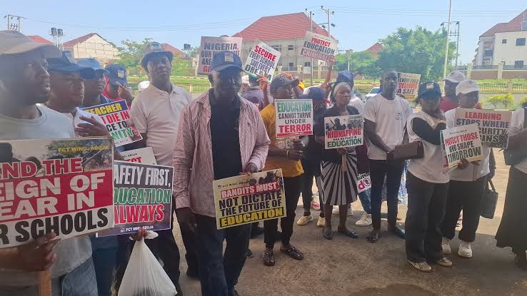 Kaiama residents in Kwara demand urgent rescue of 176 Woro abductees after 172 days in captivity as...