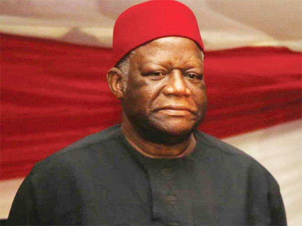 By Steve Oko
UMUAHIA — Former Military Administrator of old Imo State, Maj.-Gen. Ike Nwachukwu (ret...