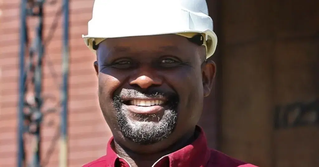 A former building inspector with the City of St. Louis, Adebanjo Popoola has pleaded guilty to diver...