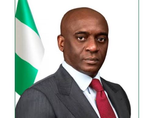 By Emmanuel Aziken & Emily Ogah
For more than a decade, Jim Beabubari Marshall stood quietly inside...