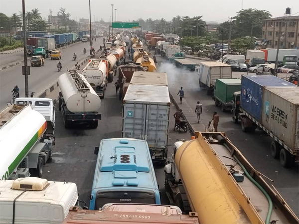 By Udeme Akpan, Godwin Oritse & Efe Onodjae
Oil cartels, independent petroleum marketers, tanker o...