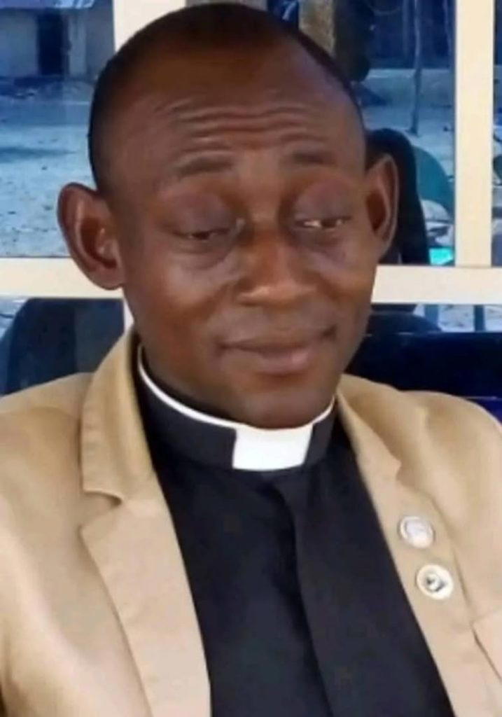 By Peter Duru, Makurdi
The Senior Pastor of the Universal Reformed Christian Church (NKST), Andyar...