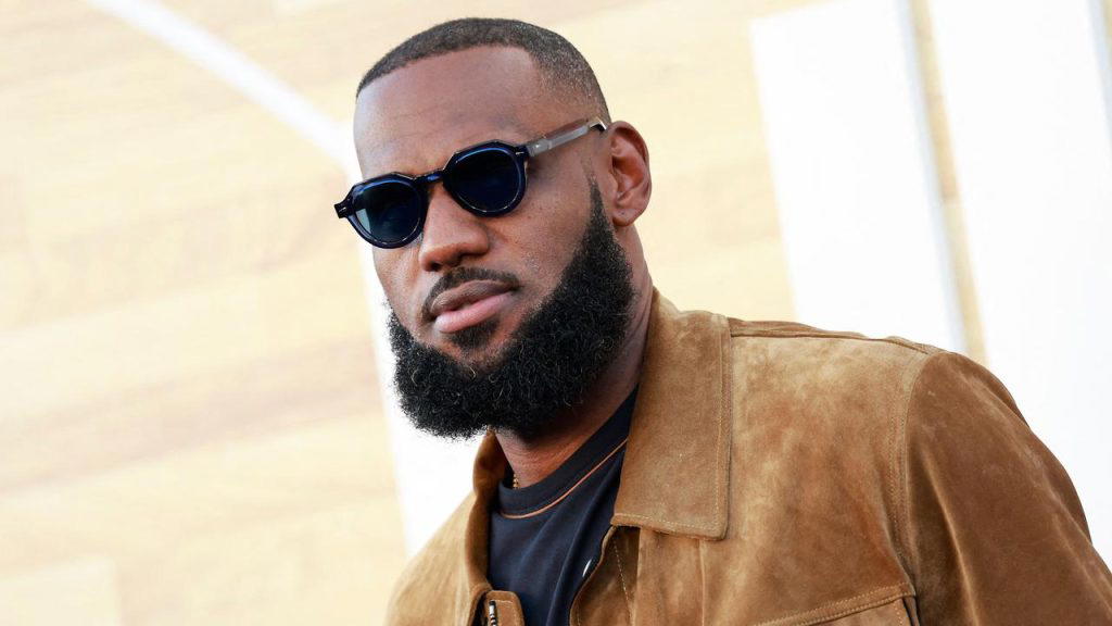 LeBron James is scheduled to appear in New York twice this week at Fanatics Fest, a sports fan gathe...