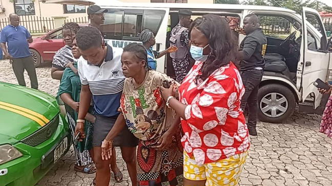 By Rotimi Ojomoyela, Ado-Ekiti
The Ekiti State Police Command has rescued the victims who were abdu...