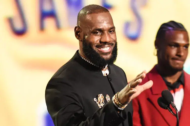 LeBron James announced on Friday he will play for the Philadelphia 76ers next season, with the 41-ye...