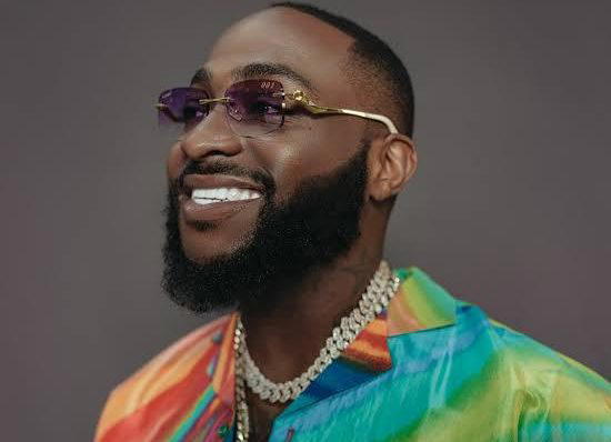 Nigerian Afrobeats superstar Davido has named global icon Rihanna as his dream international collabo...