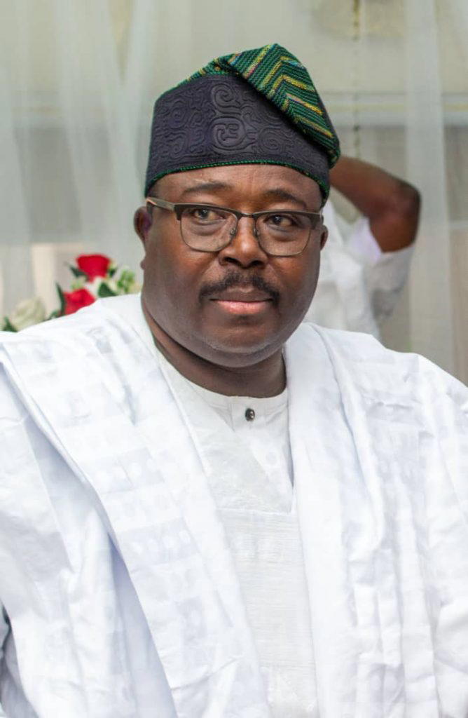 By Adeola Badru
A fresh crisis has emerged within the Oyo State chapter of the All Progressives Con...