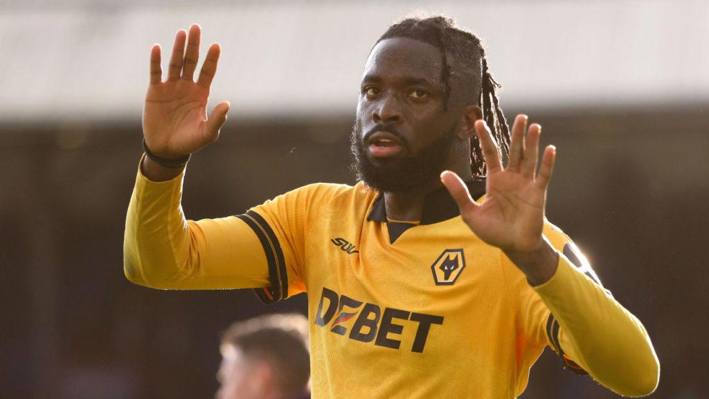 Nigeria international Tolu Arokodare reportedly brought a Wolverhampton Wanderers training session t...