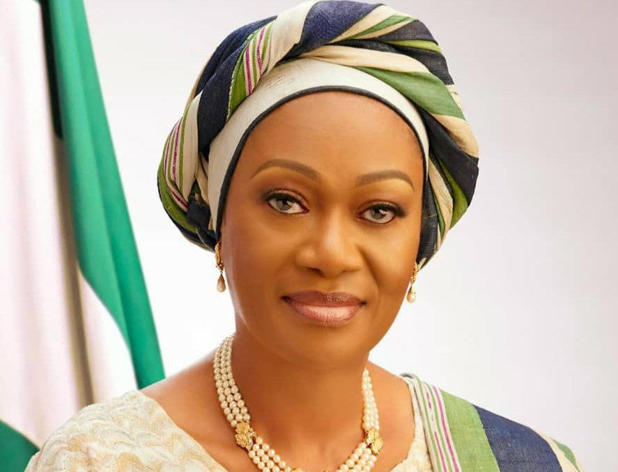 By Moshood Oshunfurewa
Senator Oluremi Tinubu’s recent advocacy urging Nigerian youths to embrace t...