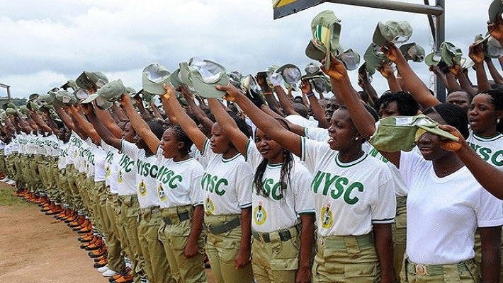 A chieftain of the All Progressives Congress (APC), Mr Olatunbosun Oyintiloye, has commended the Fed...