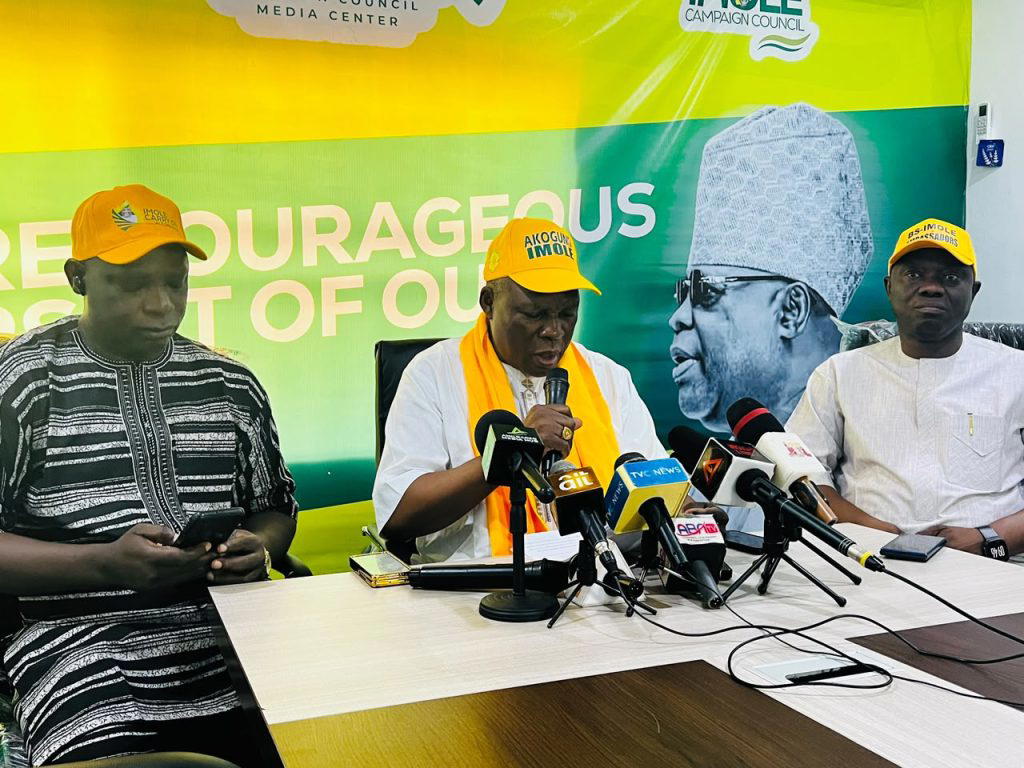 By Shina Abubakar, Osogbo
OSOGBO — The Accord Party’s campaign council in Osun State has called on...