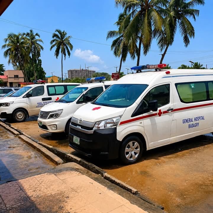 By Olasunkanmi Akoni
A Lagos resident, Muhammad Armayau, has commended the state’s emergency respon...