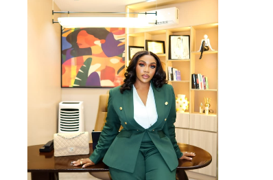 By Ayo Onikoyi
In a time when conversations around beauty are increasingly influenced by social med...