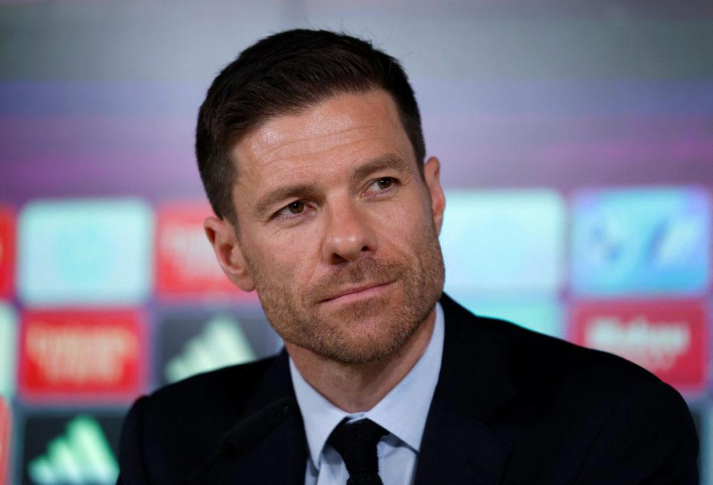 By Adegboyega Adeleye
New Chelsea manager Xabi Alonso has revealed he wants Enzo Fernández to remai...