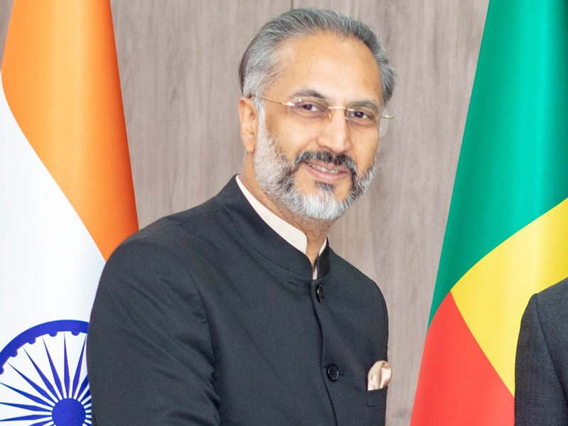 India awards fully funded scholarships to 40 Nigerian students, urging stronger diplomatic, educatio...